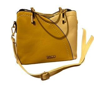 Vegan leather NWT multi compartment